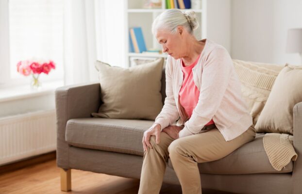 Artroza – podstawowe informacje dla opiekunki osób starszych